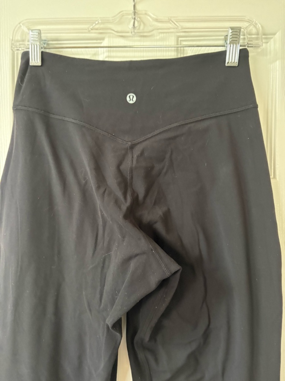 lululemon Athletica Align Mid Rise Black Joggers Size 6 Lightweight Nulu Fabric - Picture 11 of 14